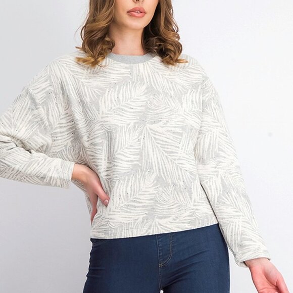 French Connection Sweaters - FRENCH CONNECT. nwt Sekia Jersey Sweatshirt Cropped Leaf Print L Gray White